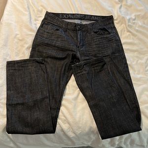 Express jeans, black low rise straight leg Rocco 32  34